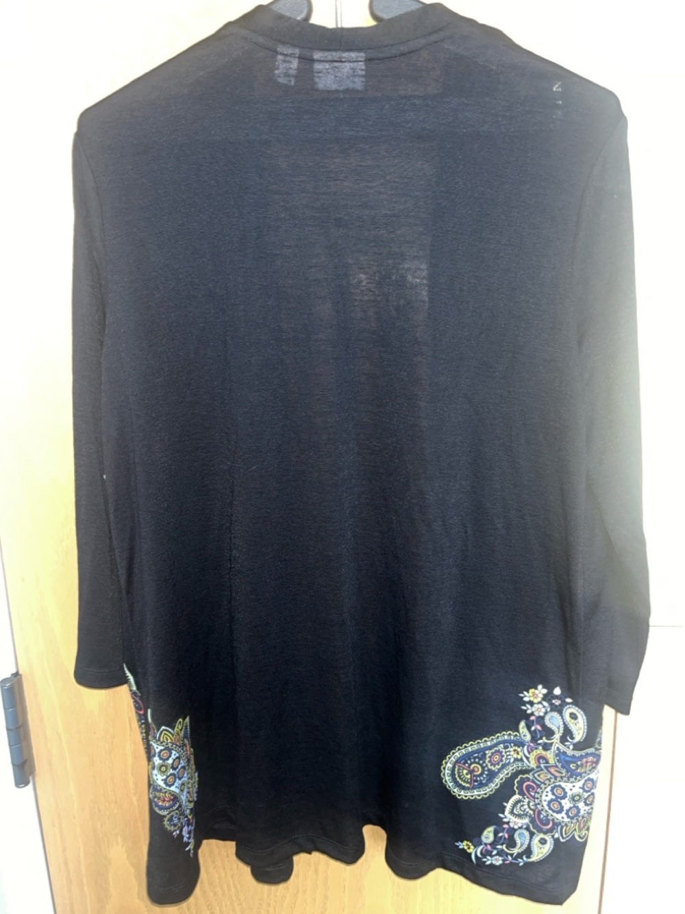 Kim Rogers Black Lightweight Top 💚NWT  Open Front Cardigan Shawl Size Small